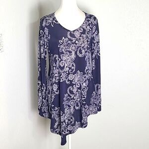Made by Johnny- Johnny Was Blue & White Floral Asymmetrical Top, Size Large, NWT